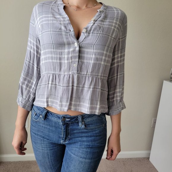 Cropped Flannel Shirt w/ Gold Detailing - Picture 9 of 10